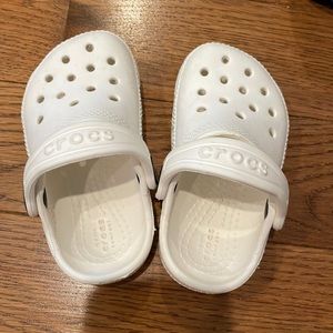 Crocs toddler size 5 white